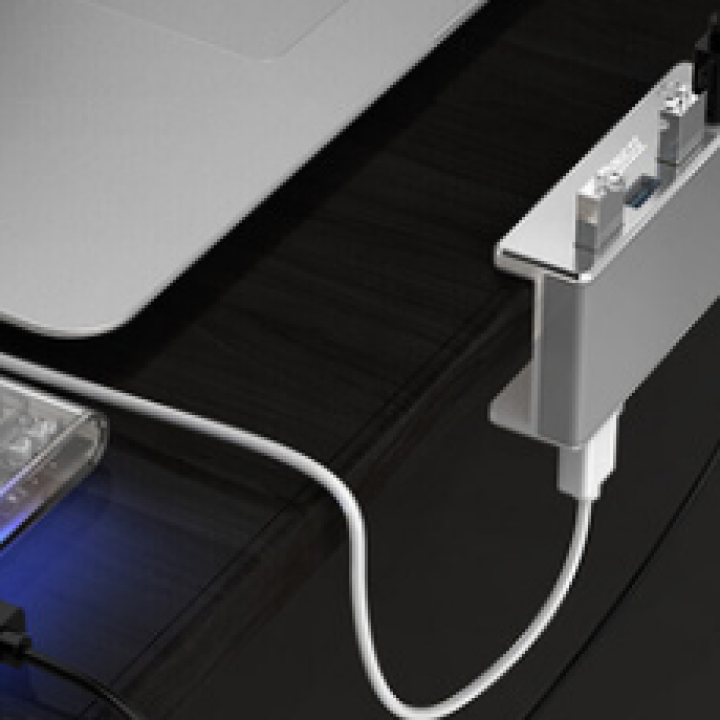 ლეპტოპის მისამაგრებელი USB 3.0 ჰაბი